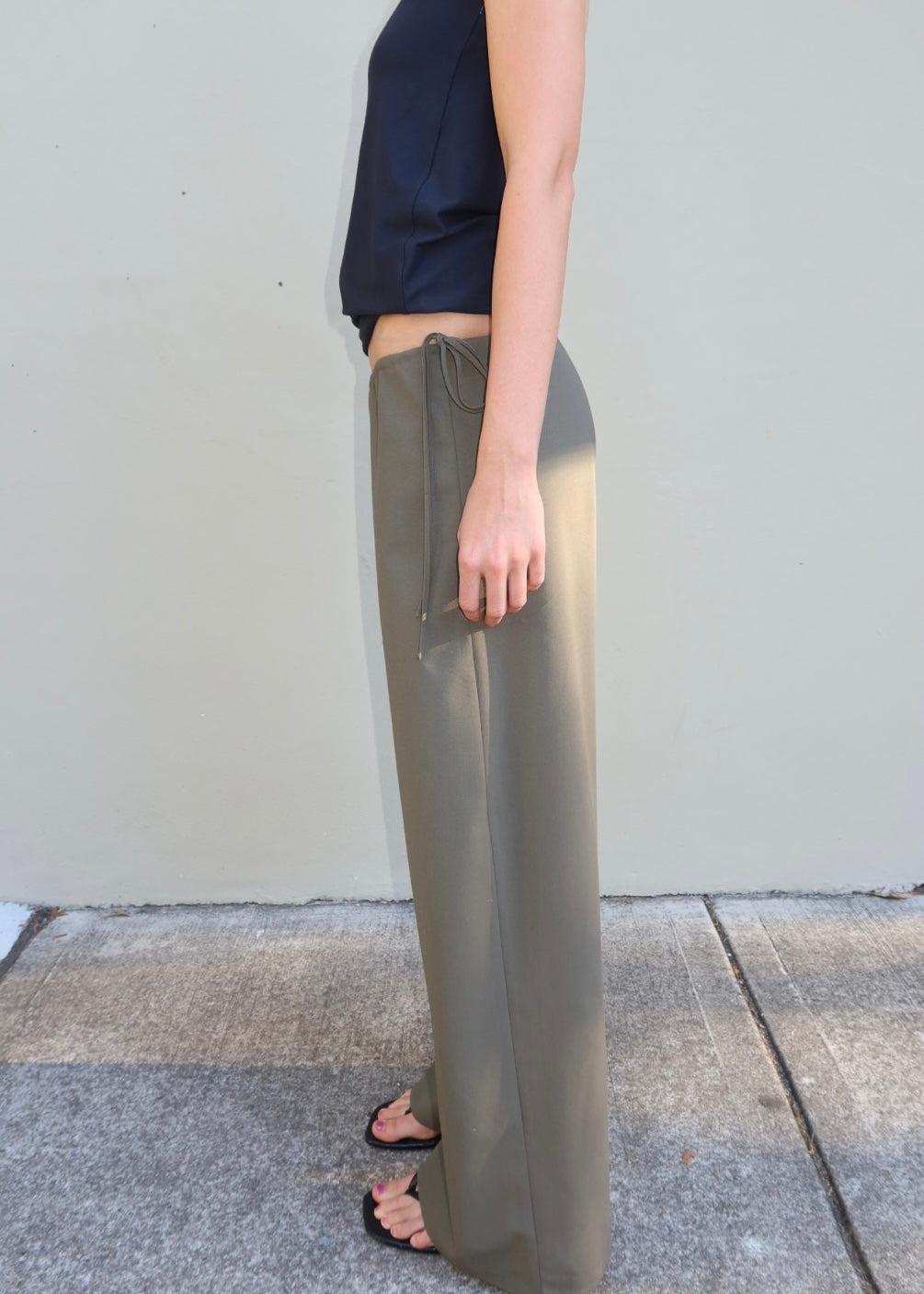 Tie Trouser. Moss