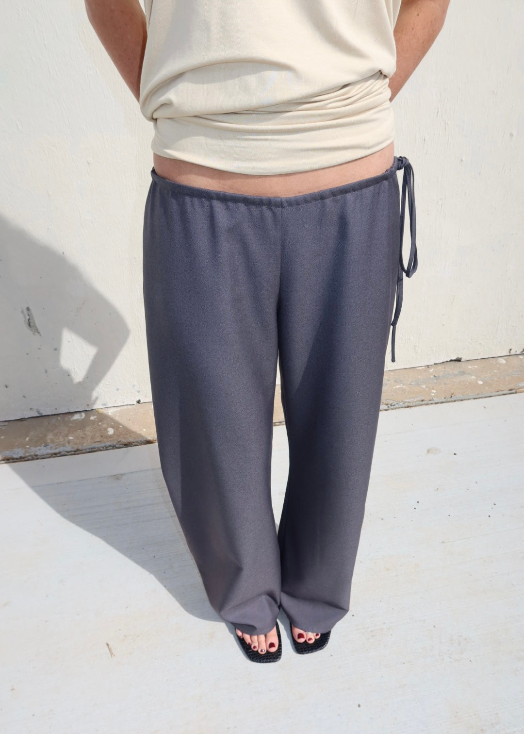 Tie Trouser. Charcoal