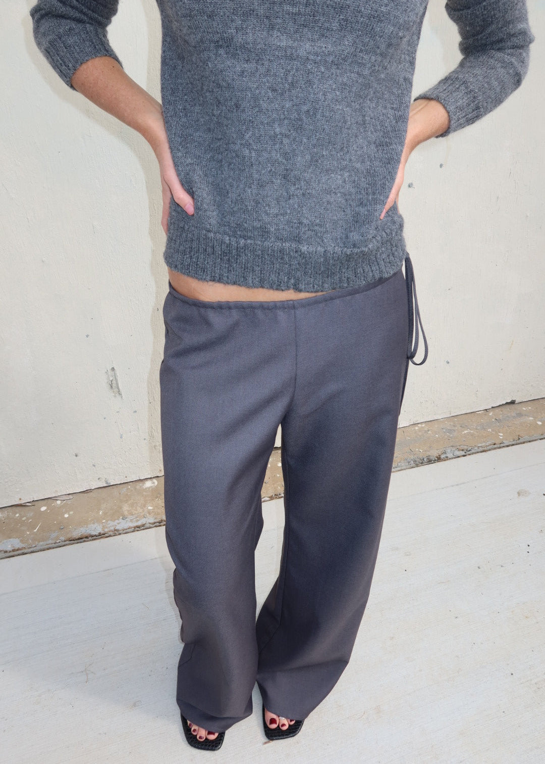 Tie Trouser. Charcoal