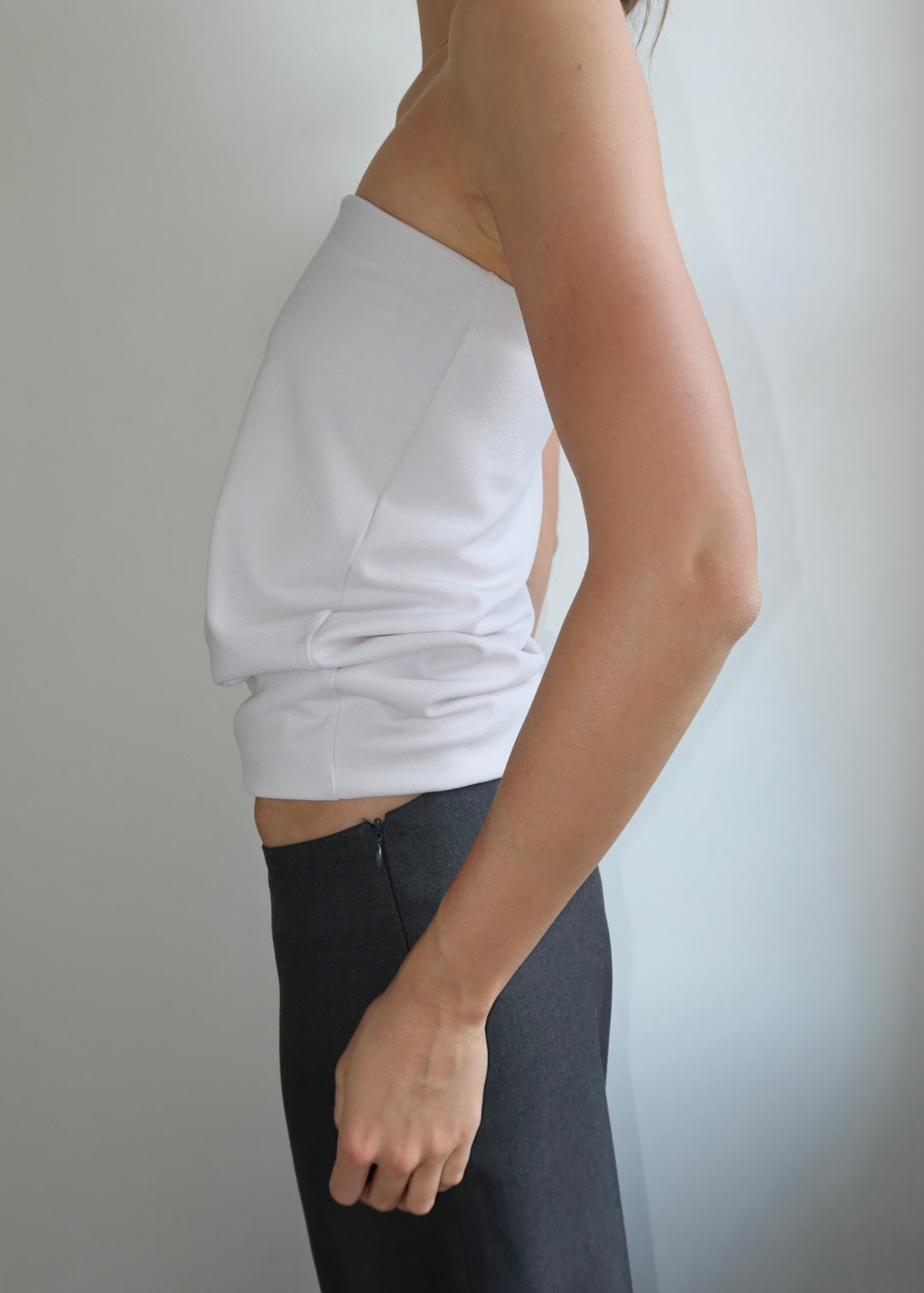 Structured strapless top. Pink