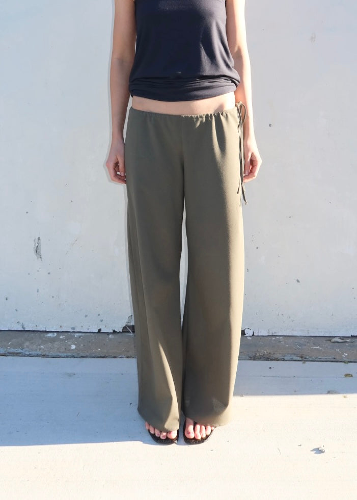 Tie Trouser. Moss