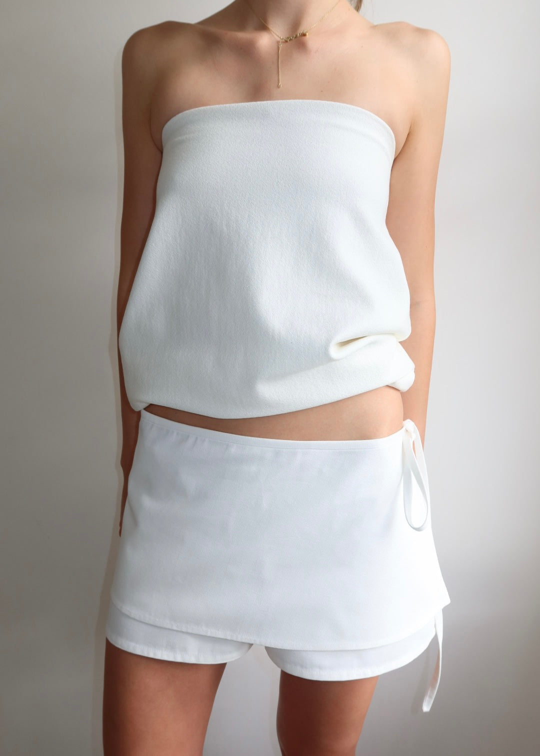 Wrap-tie short